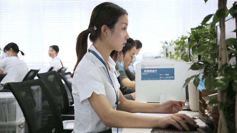小公司记账外包，为什么反而更贵了